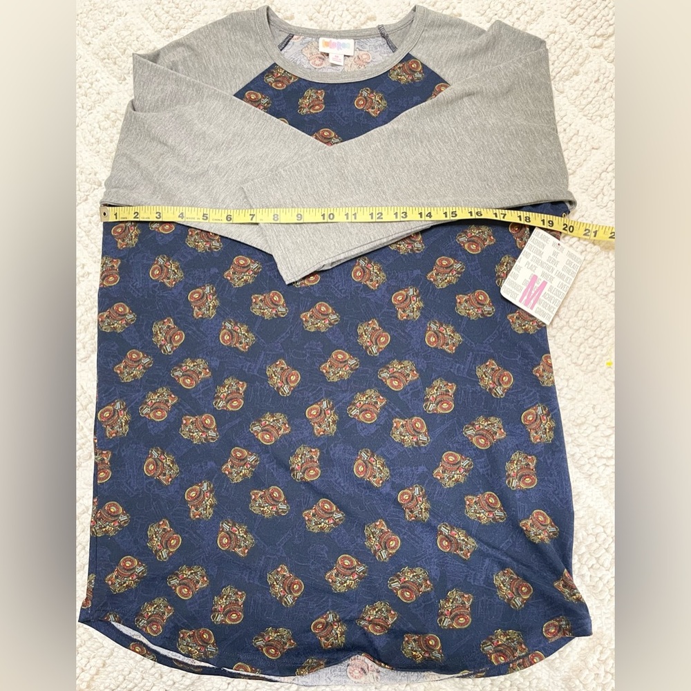 LuLaRoe Randy Raglan Baseball Tee Medium Vintage NWOT - Camera Print